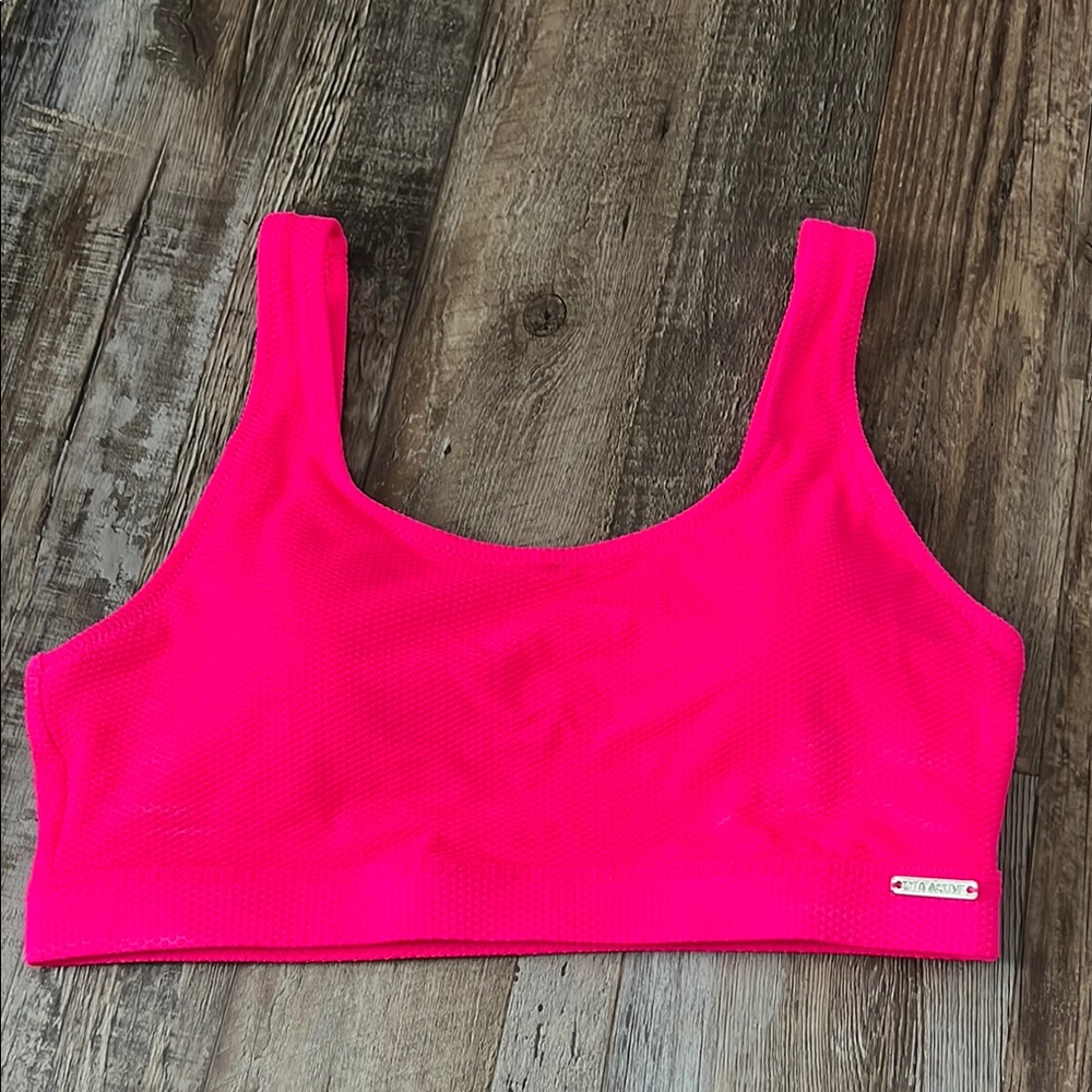 Zyia Hot pink swim top L
